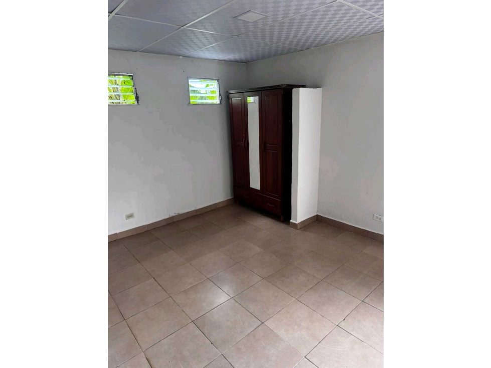 ALQUILO CASA EN LA CHORRERA VALLE DORADO — foto 6