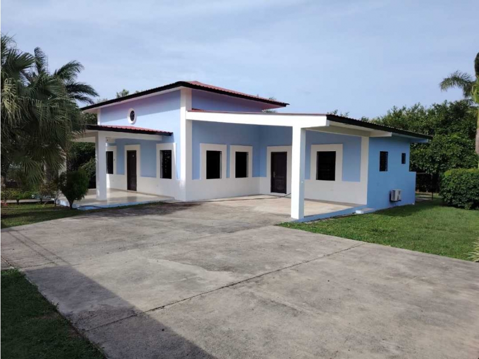 Alquilo casa en Penonomé