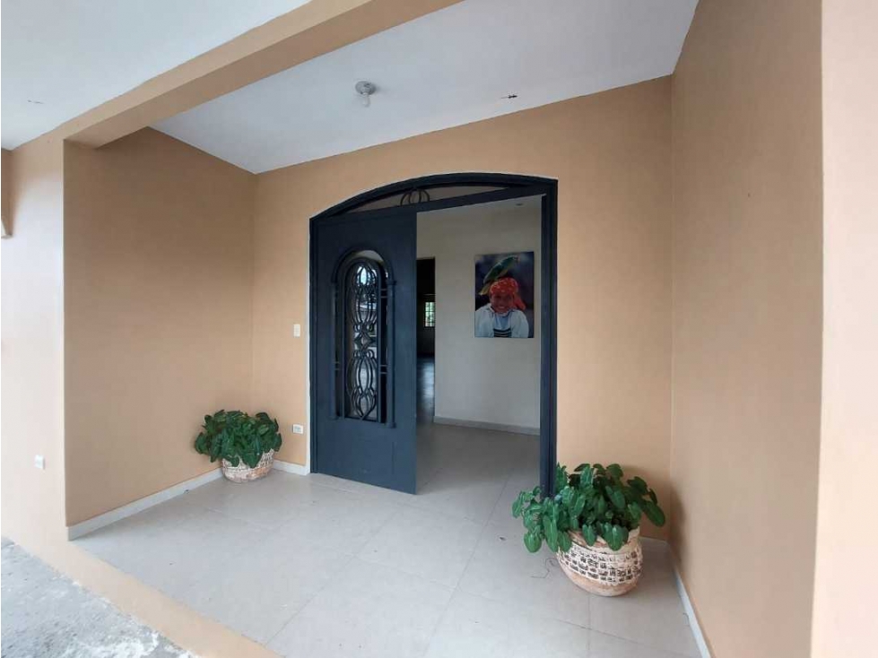 Alquilo casa en Penonomé — foto 4