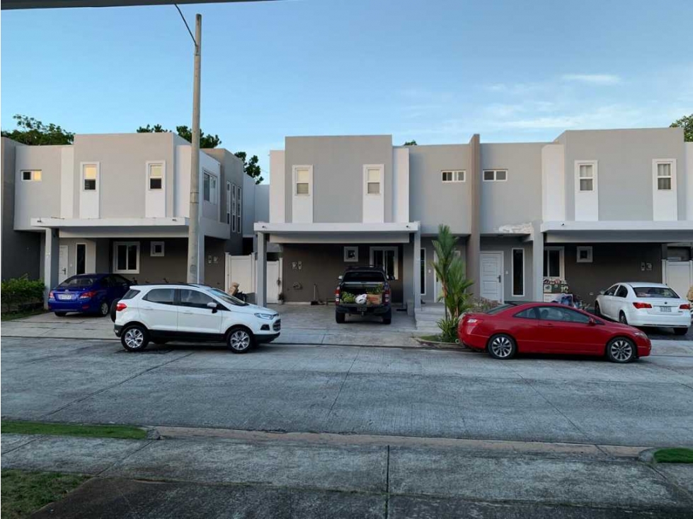 Alquilo Casa En PH Augusta En Paseo del Norte Brisas del Golf — foto 3