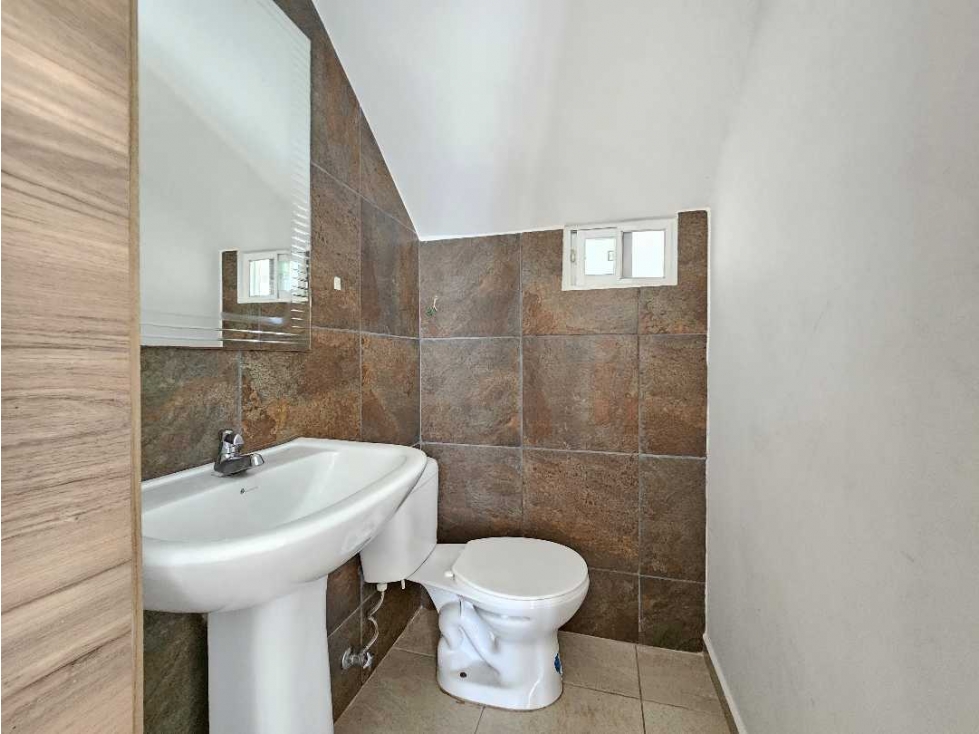 Alquilo Casa en Urbanización Barú Uno Manta — foto 6