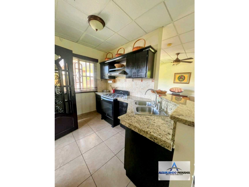 Alquilo casa full amoblada en La Fontana, David! Negociable — foto 4