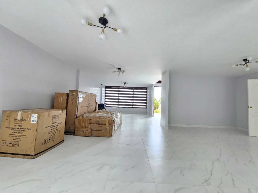 Casa en alquiler con 4 dormitorios en Ciudad del Sol, Manta — foto 3