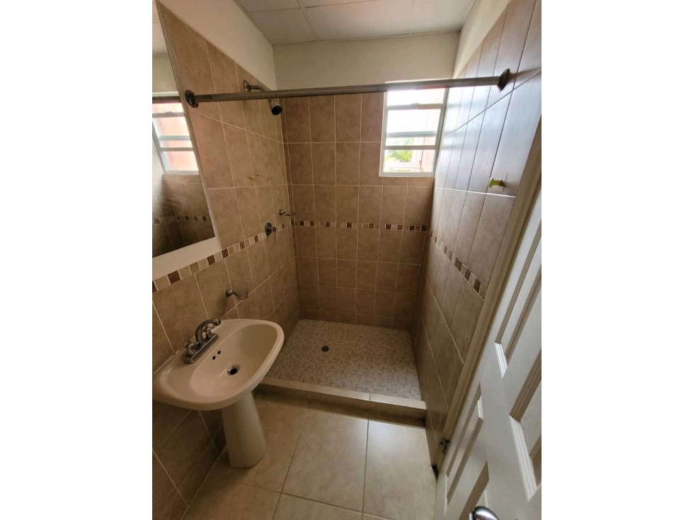 ALQUILO CASA LA CHORRERA LA ARBOLEDA PH LOS AVENANOS — foto 6