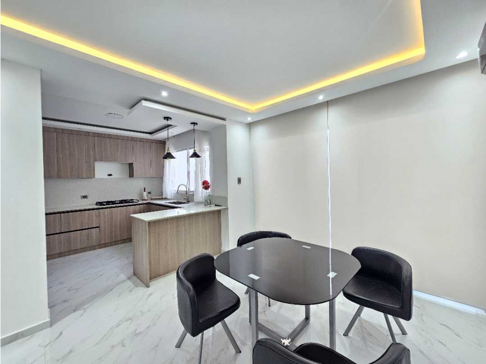 Alquilo casa nueva Urbanizaciòn La Romana- Manta — foto 4