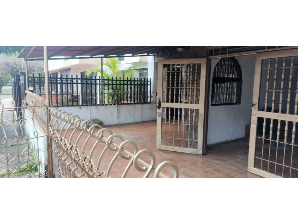 Alquilo casa segundo piso barrio camino real con garaje incluye servic — foto 6