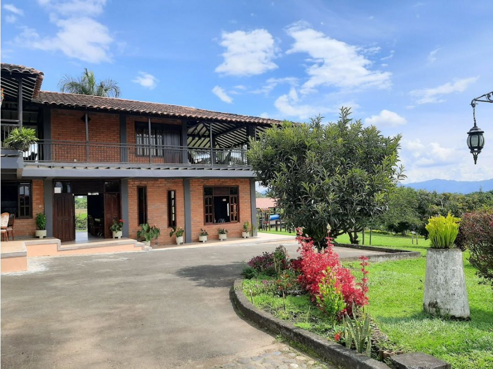 VENDO O ALQUILO CASA-FINCA CERCA A ALCALÁ — foto 2