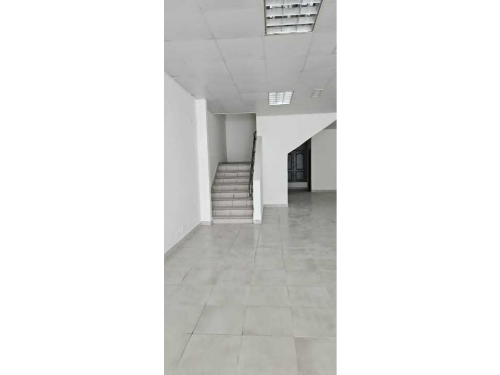 ALQUILO CENTRO DE DAVID LOCAL COMERCIAL DOS PLANTA - 2