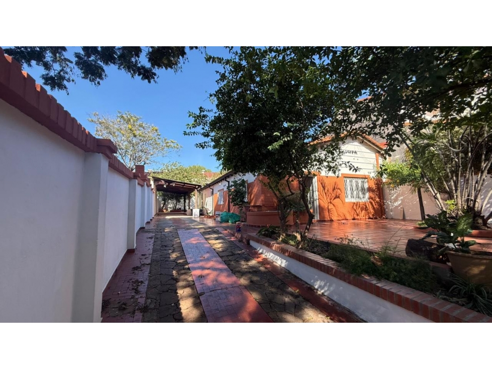 Alquilo Chalet en Barrio Nazareth zona CONDOR - 3