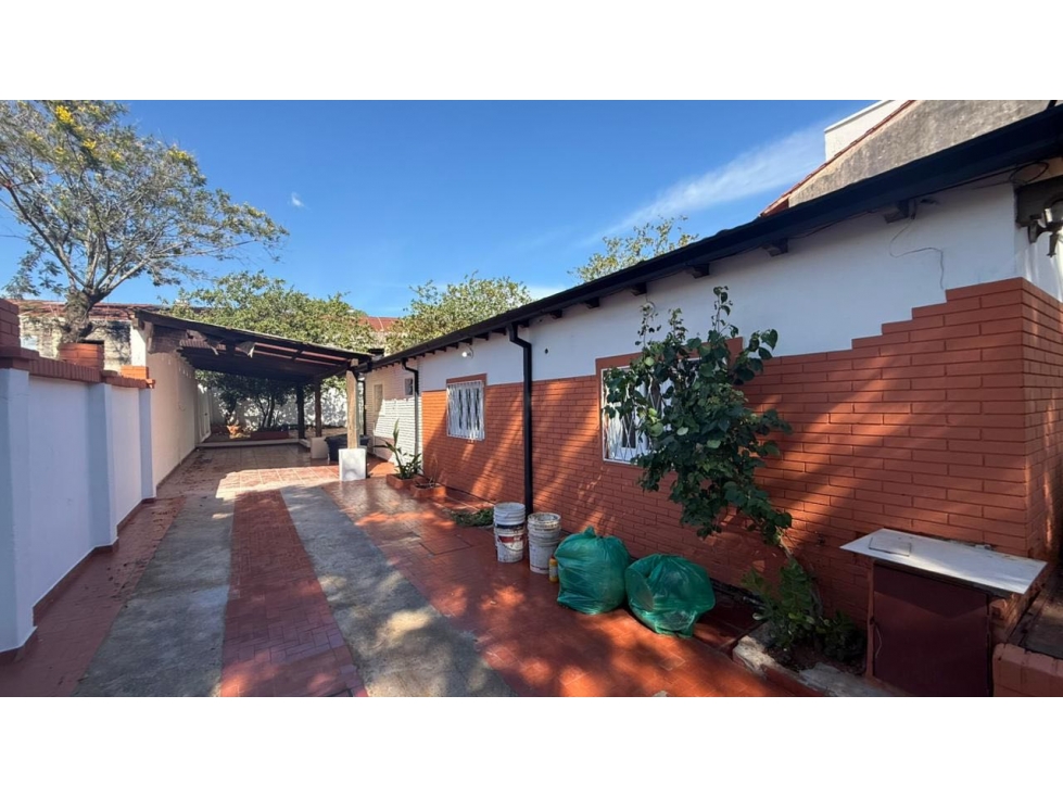 Alquilo Chalet en Barrio Nazareth zona CONDOR - 4