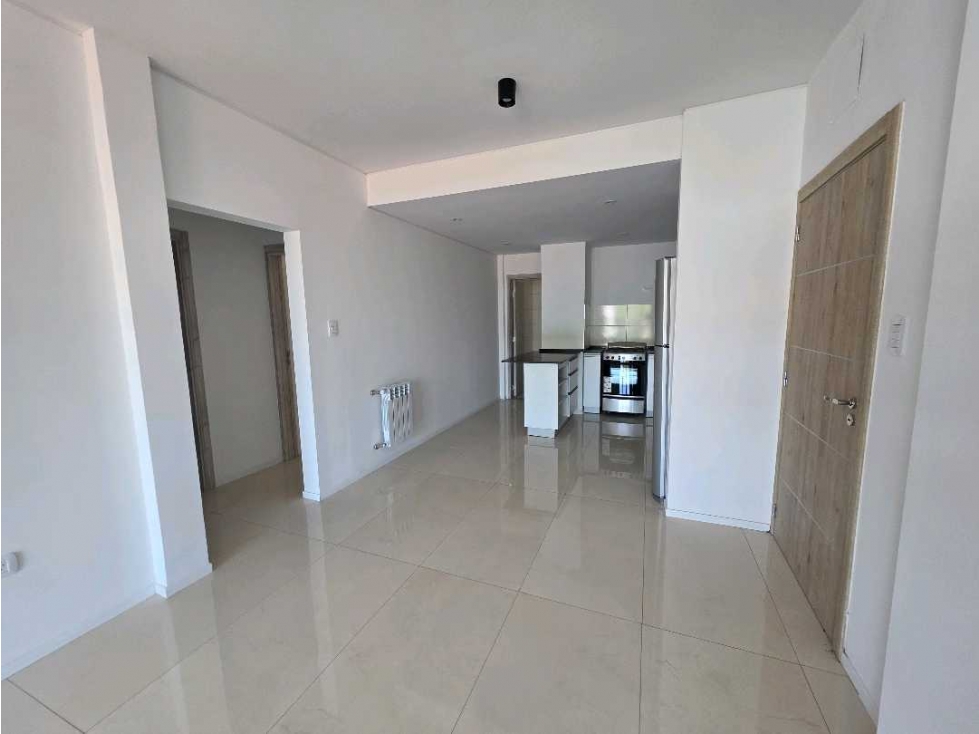 Alquilo Departamento Céntrico en Concepción del Uruguay Entre Ríos - 2
