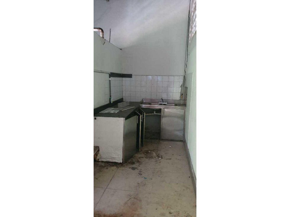Alquiler de depósito o galera en Pueblo Nuevo - 2