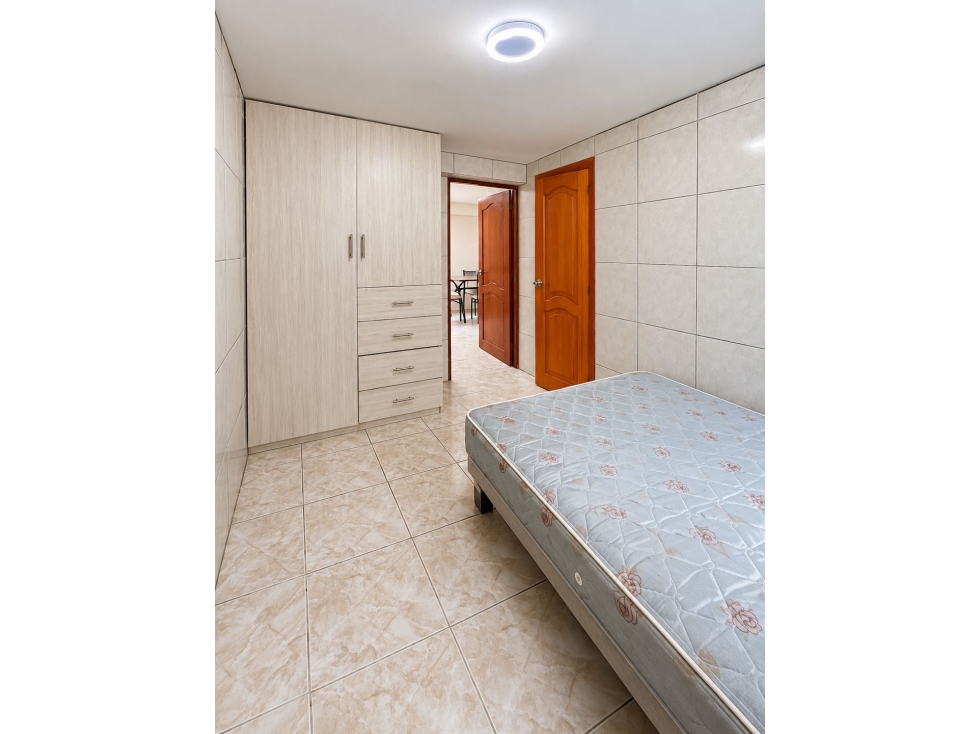 Alquilo Dpto a 2 Cuadras del Malecon Salinas 2 Dorms $350 — foto 4