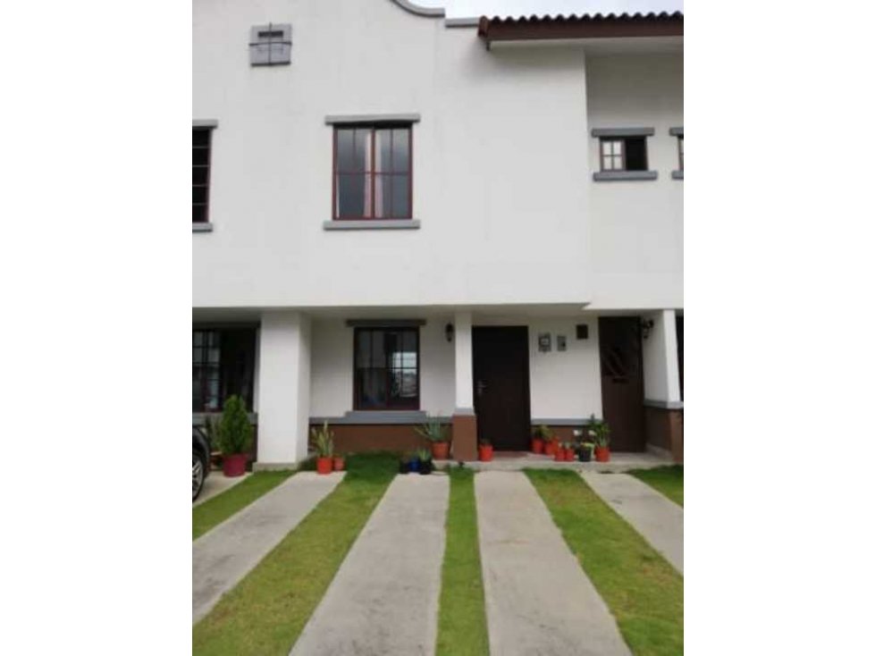 ALQUILO CASA AMOBLADA VILLA ZAITA 3 RECAMARAS