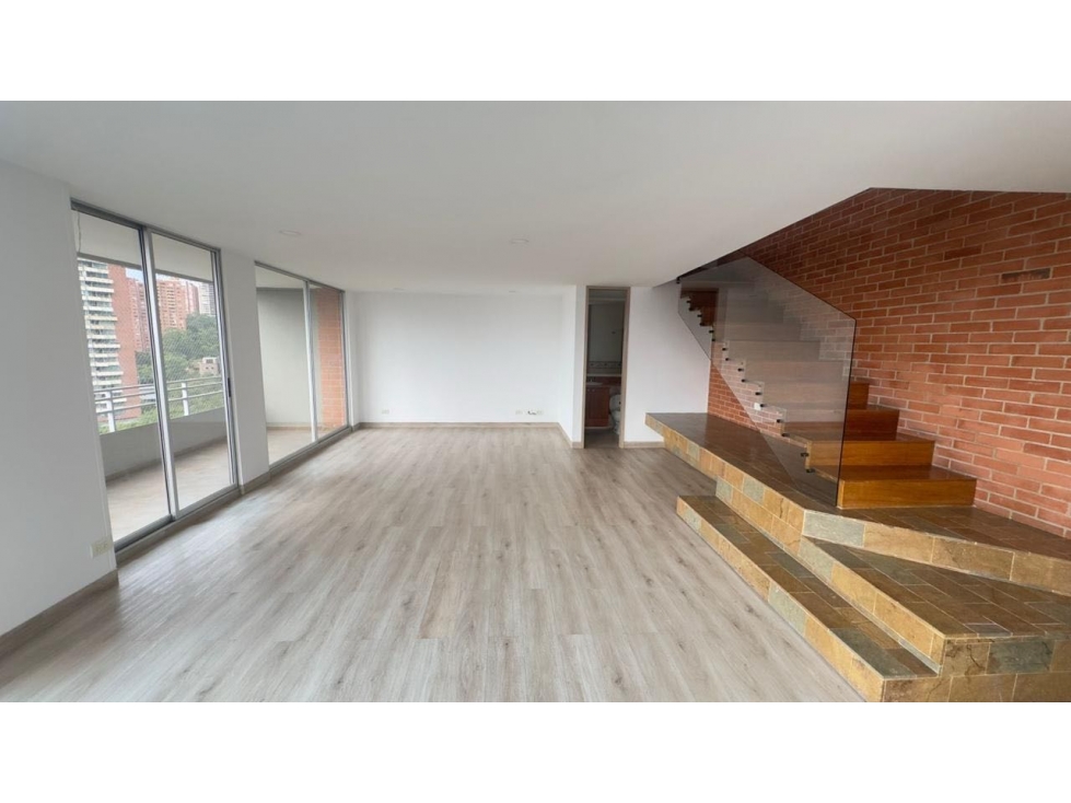 Alquilo duplex con vista cerca cc Tesoro — foto 2