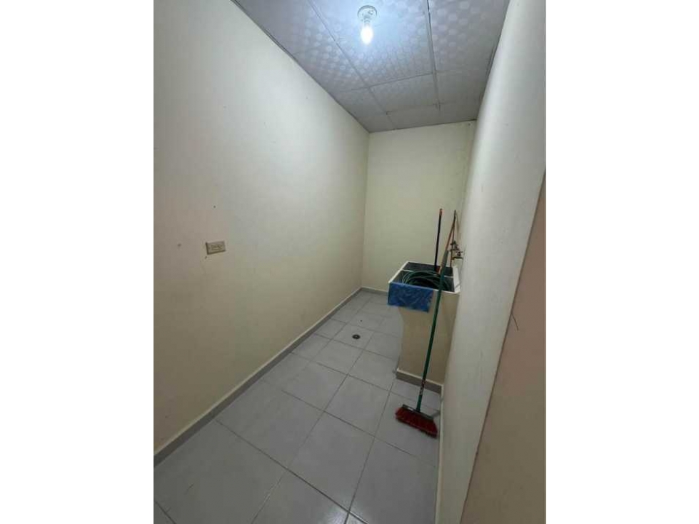 ALQUILO DUPLEX SIN MUEBLES BAGALA - 3