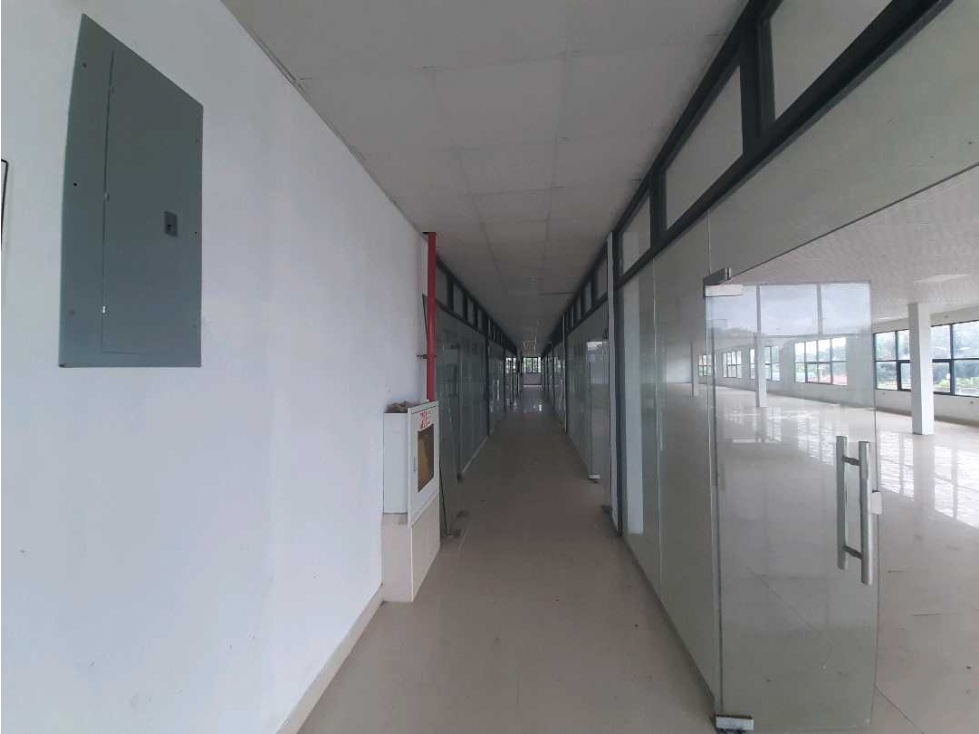 ALQUILO EDIFICIO 1150 M² PARA OFICINAS EN LAS TABLAS - 6