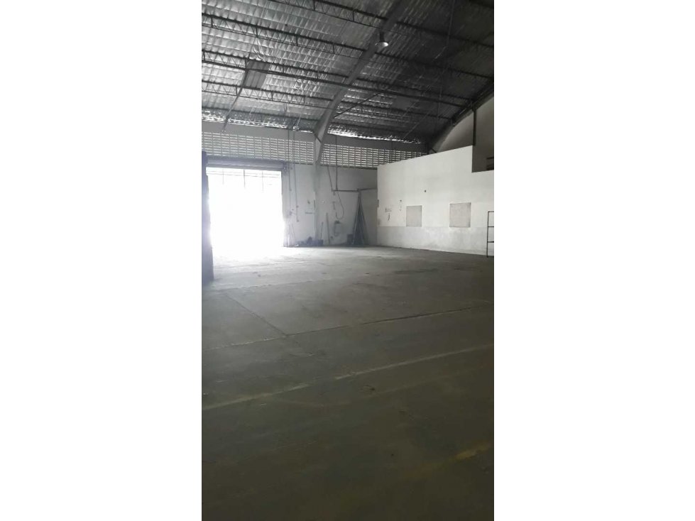 Alquilo galeras transismica 600mts $ 6600