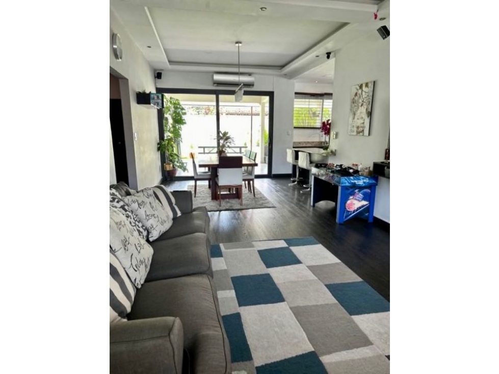 Alquilo hermosa casa amoblada en Villa lucre — foto 2