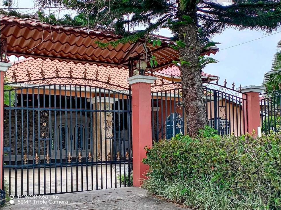 Vendo hermosa casa en El Francés, Boquete. Negociable!! — foto 2
