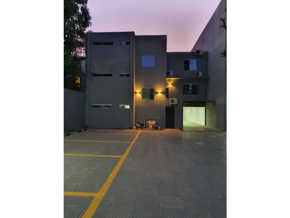 ALQUILO HERMOSO PISO CORPORATIVO EN BARRIO HERRERA - 2
