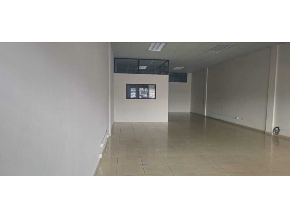 ALQUILO LOCAL 110 METROS EN DAVID - 3