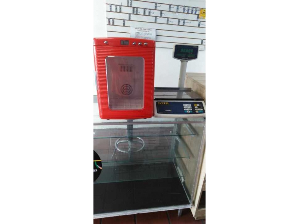 ALQUILO LOCAL AMPLIO PARA ABARROTERIA LISTO PARA COLOCÁR LA MERCANCIA - 4