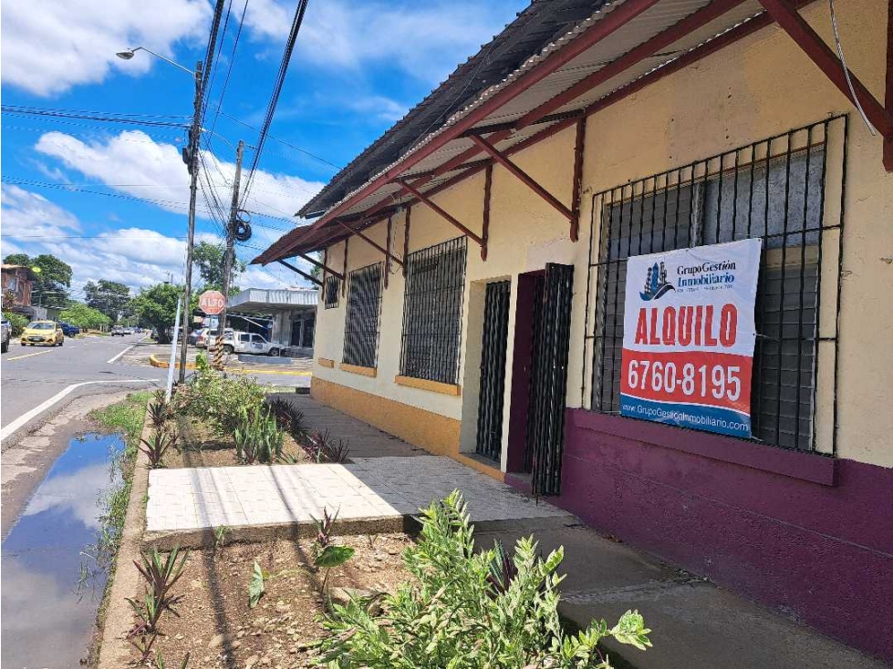 ALQUILO LOCAL CERCA A PLAZA GALERIA DAVID - 5