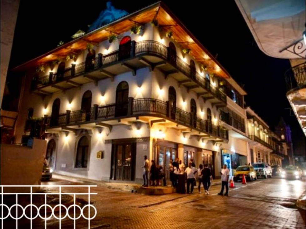 ALQUILO LOCAL COMERCIAL 210 m2 - CASCO VIEJO - CASA FERAUD