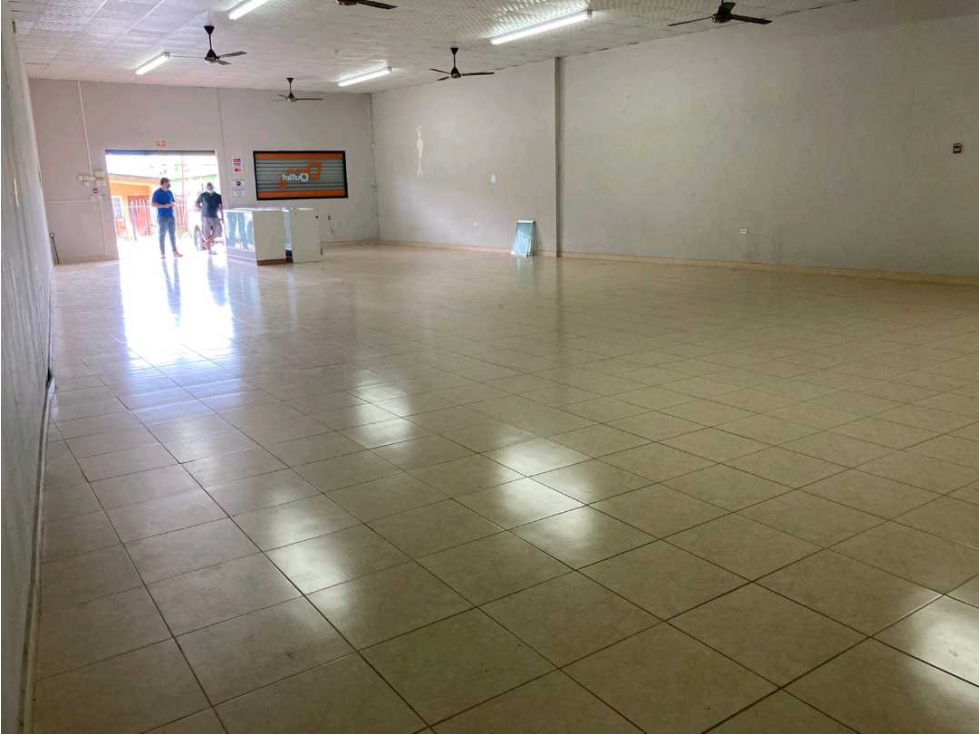 ALQUILER DE LOCAL COMERCIAL ESTRATÉGICAMENTE UBICADO EN PENONOMÉ, COCL - 5