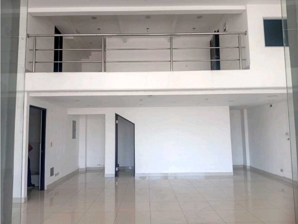VENDO LOCAL COMERCIAL DE 100 METROS - 1