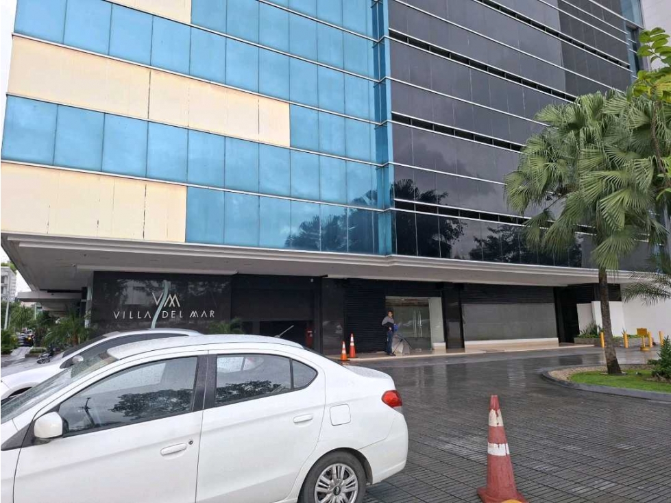 ALQUILO LOCAL COMERCIAL DE 1,350M2 EN CALLE URUGUAY — foto 3