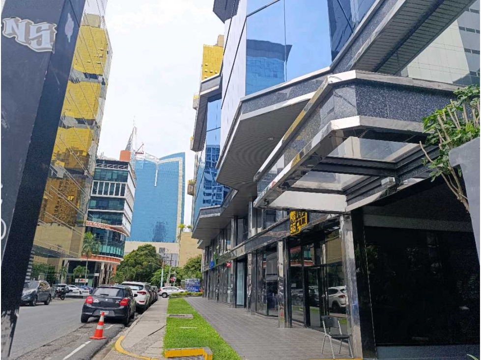 ALQUILO LOCAL COMERCIAL EN OBARRIO 559MT2LT — foto 5