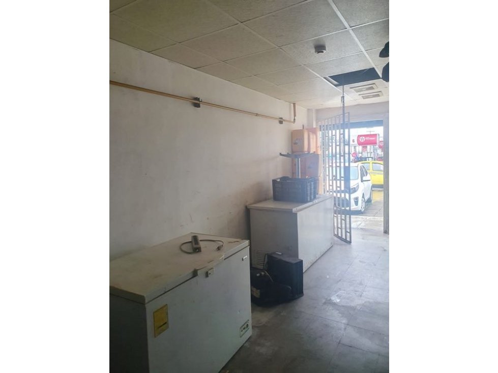 RIO ABAJO/ LOCAL / COMERCIAL - 1