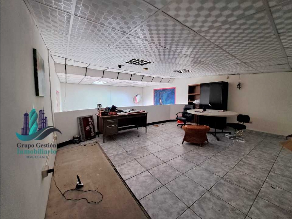 ALQUILO LOCAL CON MEZZANINE EN DAVID - 5