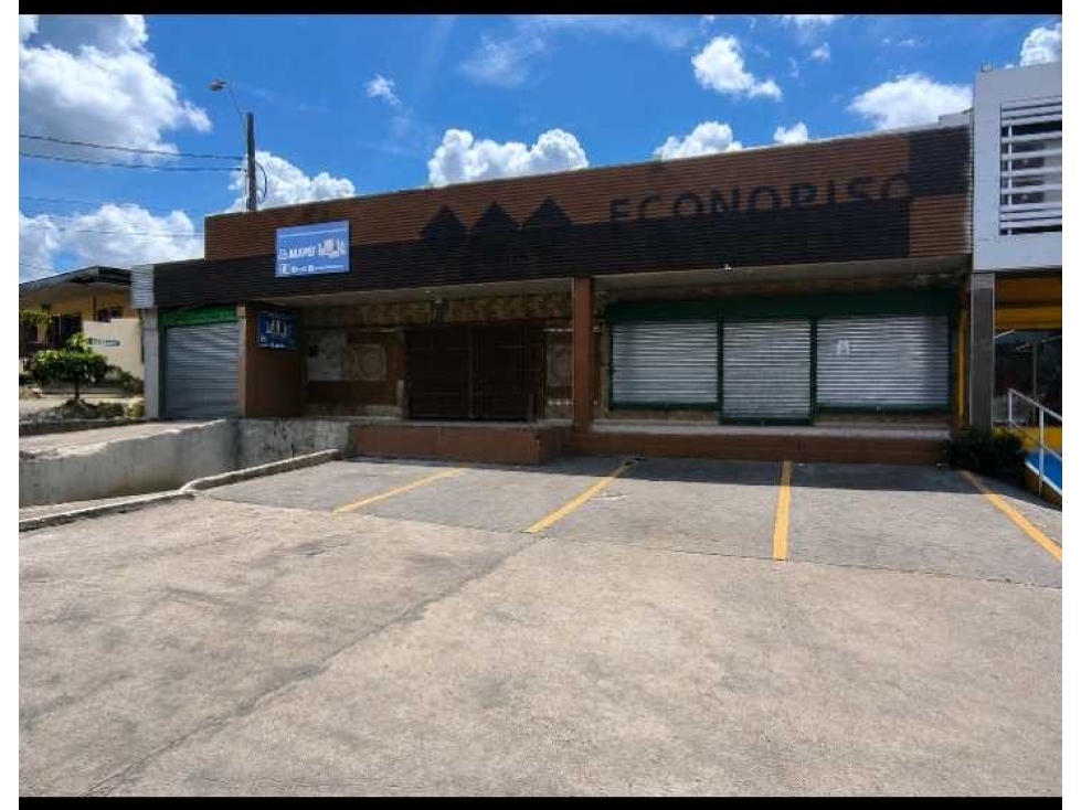 ALQUILO LOCAL EN LA CHORRERA 700MTS