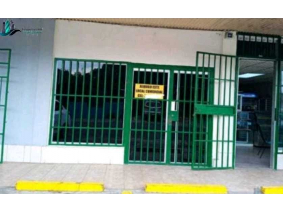 ALQUILO LOCAL EN LA CHORRERA AVENIDA BOLIVAR 250MTS