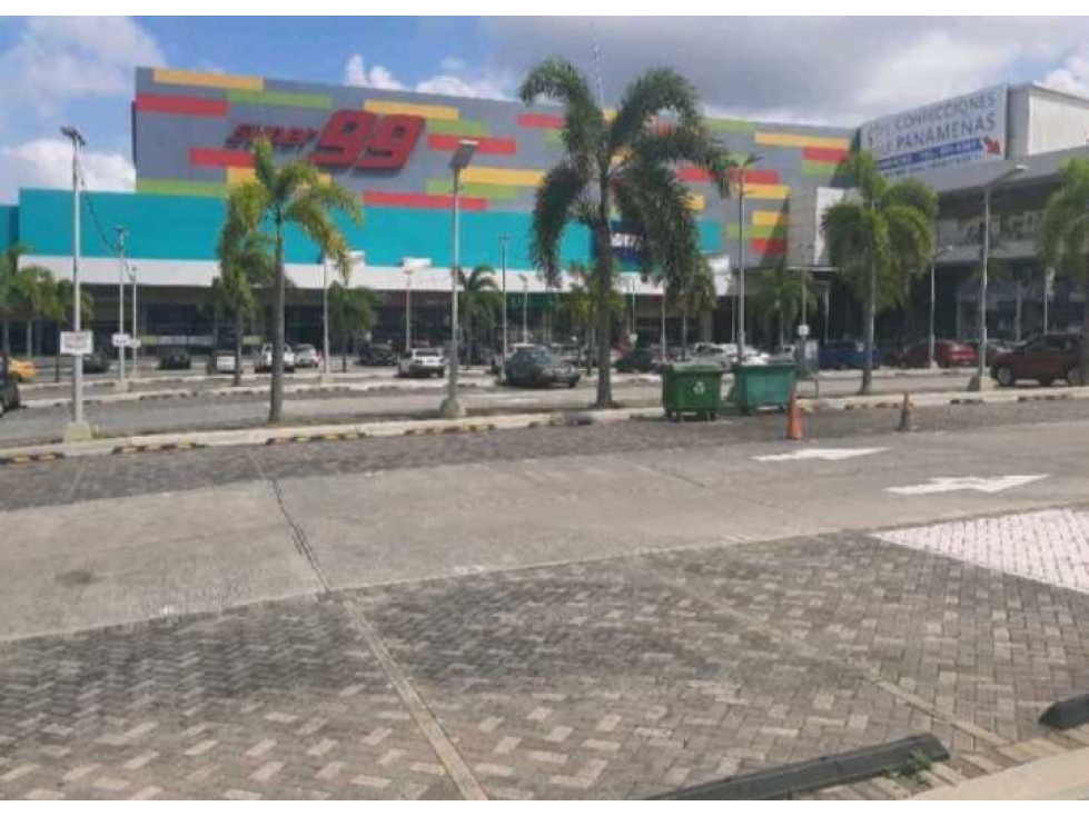 ALQUILO LOCAL EN LA CHORRERA CENTRO COMERCIAL ONDGO 20MTS