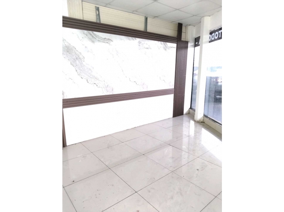 ALQUILO LOCAL EN LA CHORRERA PLAZA VICTORIA 150 MTS — foto 2