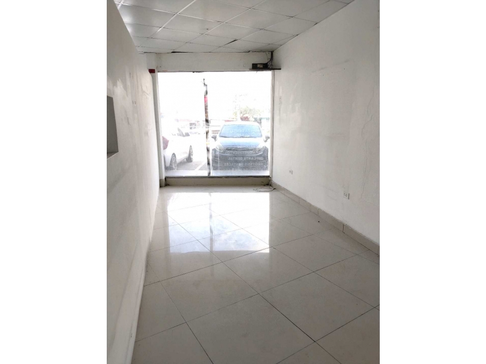 ALQUILO LOCAL EN LA CHORRERA PLAZA VICTORIA 150 MTS — foto 3