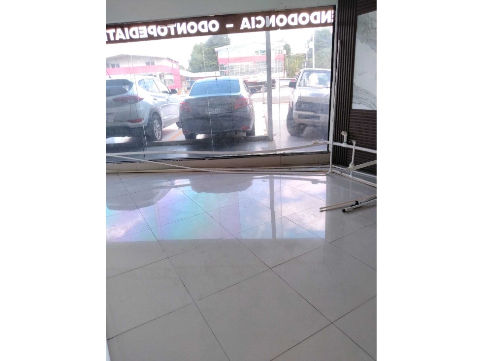 ALQUILO LOCAL EN LA CHORRERA PLAZA VICTORIA 150 MTS — foto 6
