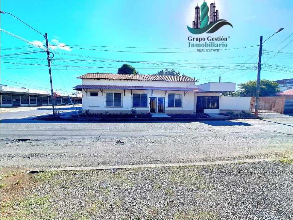 ALQUILO LOCAL CERCA A PLAZA GALERIA DAVID