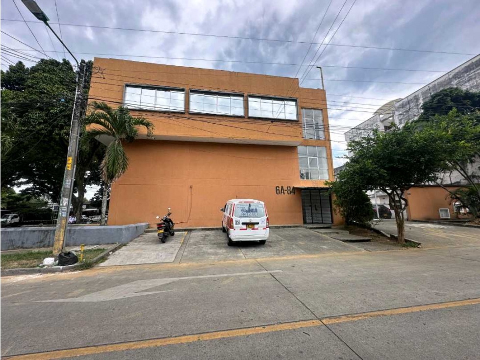 Alquilo Local 309 m² Piso 2 · Sur Cali Barrio Limonar calle 9 con 63 — foto 5