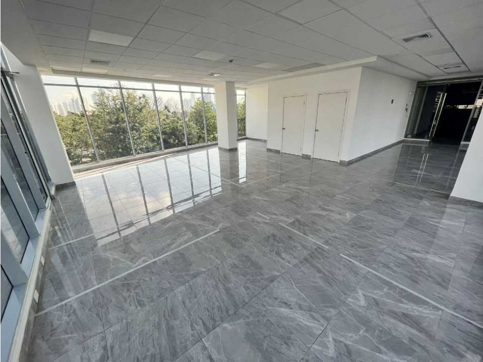 ALQUILO LOCALES COMERCIALES EN VIA ISRAEL SUNSET STRIP MALL — foto 6