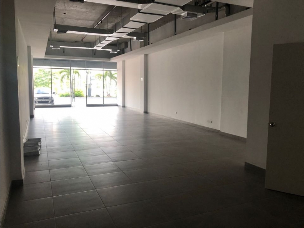 ALQUILO LOCALES COMERCIALES EN SUNSET STRIP MALL DE 38 A 113 METROS — foto 5