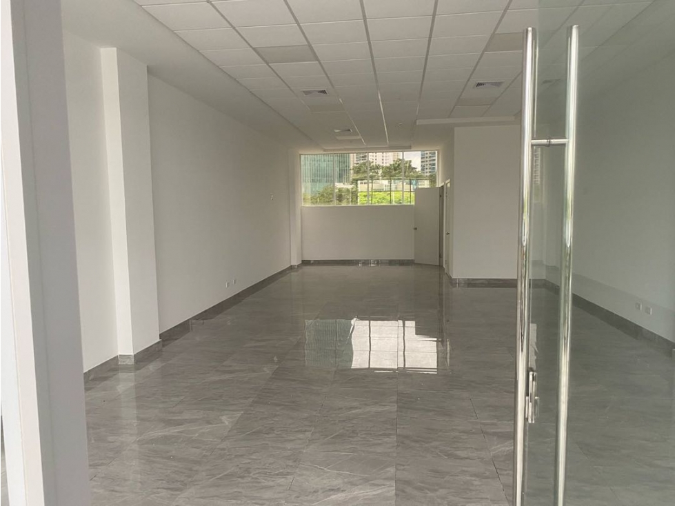 ALQUILO LOCALES COMERCIALES EN VIA ISRAEL SUNSET STRIP MALL 87m2 — foto 3