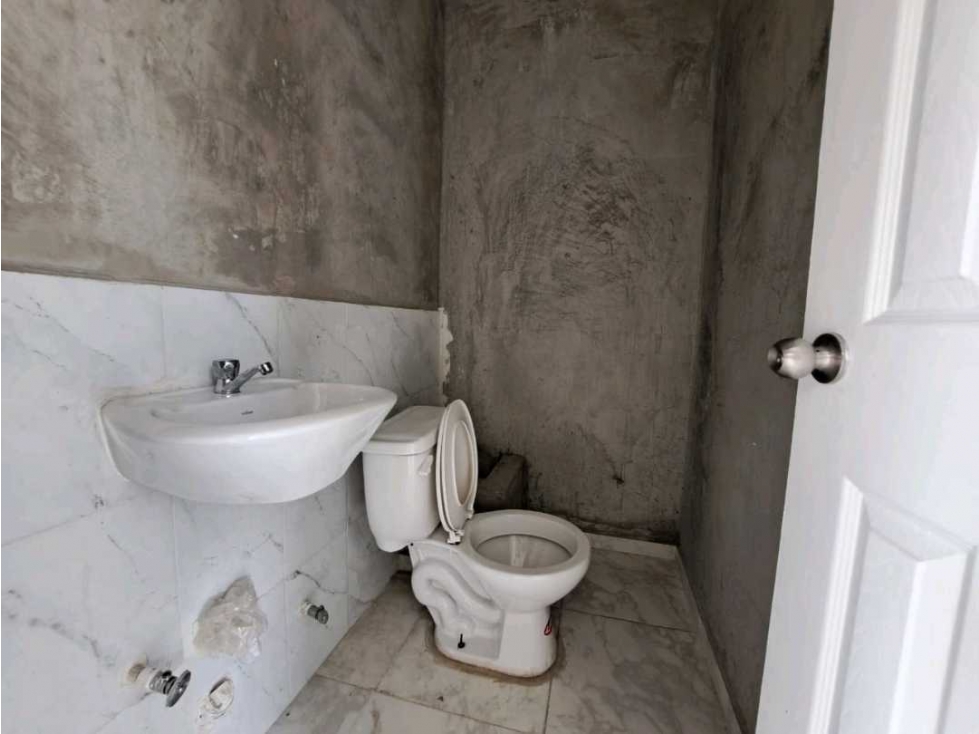 VENDO Y ALQUILO LOCALES EN PARQUE CENTRAL MALL CHIRIQUI BUGABA - 5