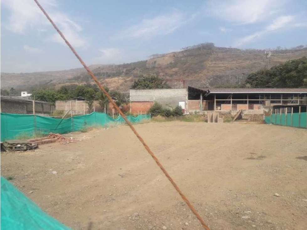 Vendo lote en yumbo arroyohondo con todos los servicios - 4