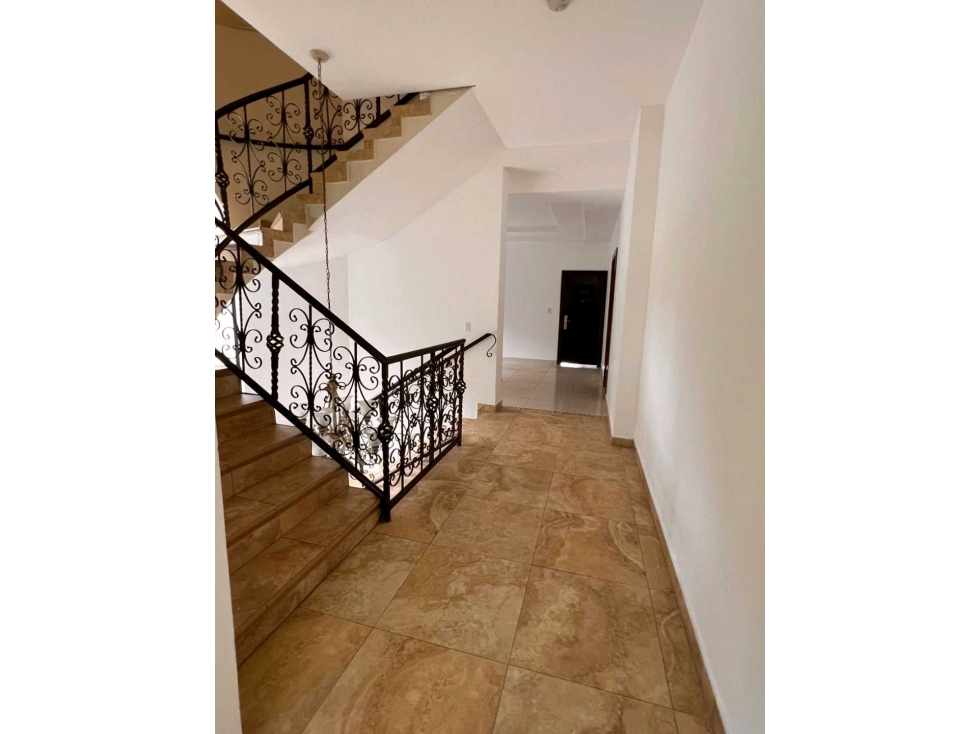 ALQUILO O VENDO CASA EN LLANOS DE CURUNDU ALBROOK — foto 4