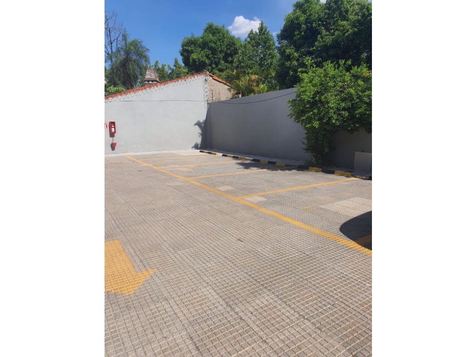 Alquilo Oficina Corporativa Zona Lillo y Denis Roa - 4